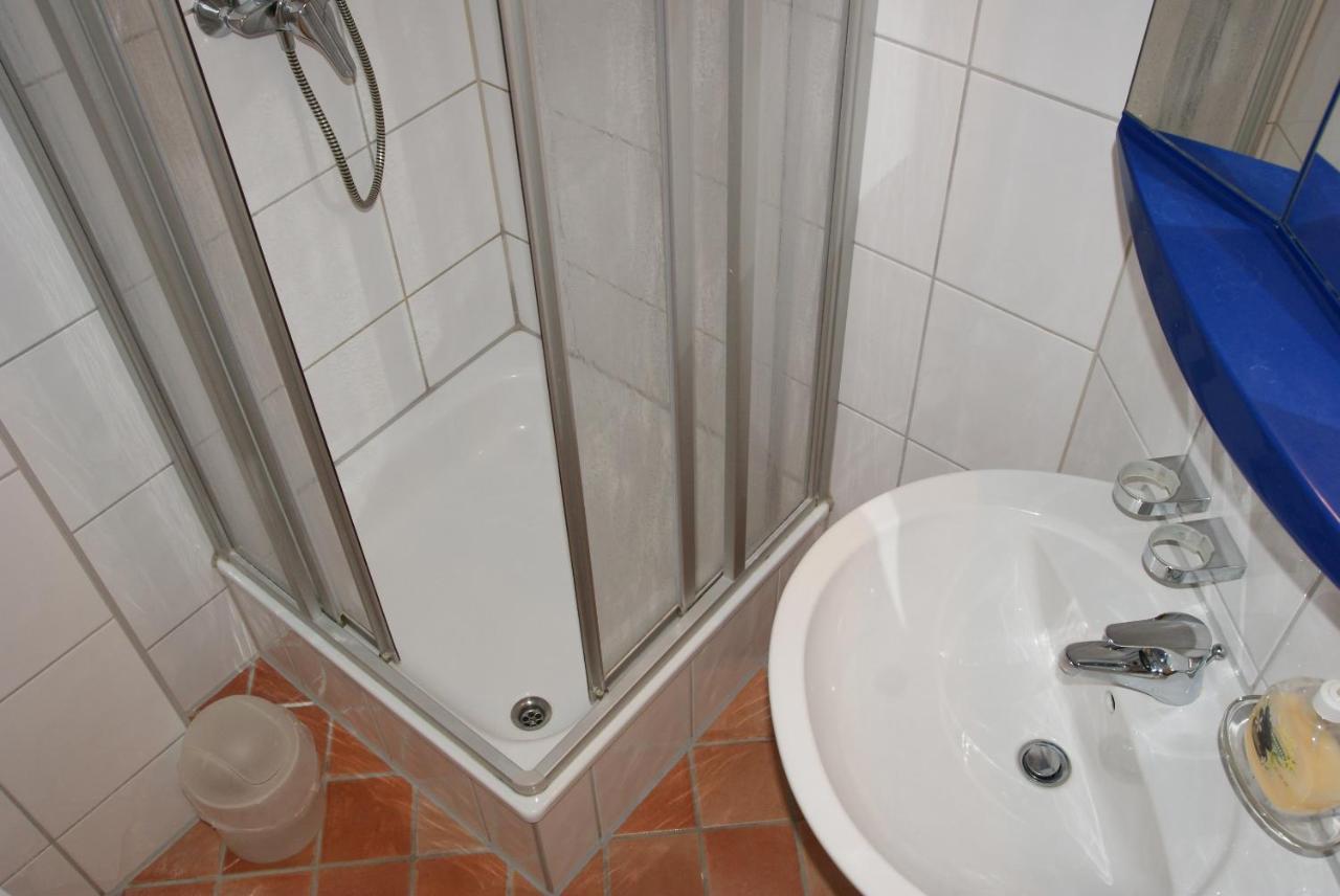 Appartement 6 Im Fischerhaus Mit Terrasse Sellin  외부 사진